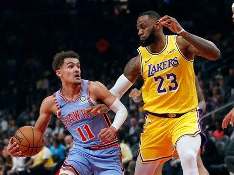一、施罗德与特雷杨的个人特点