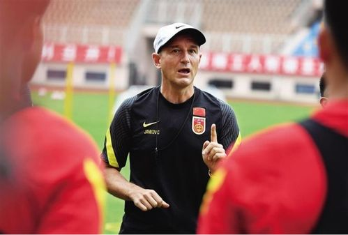 国际化教练班底组建逻辑