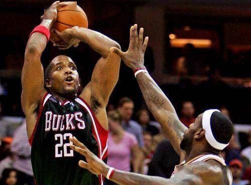 一、NBA赛事精彩纷呈,虎扑篮球实时追踪