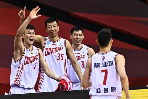 职业足球俱乐部的本土化转型之路