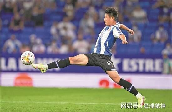 赛事背景与数据建模逻辑