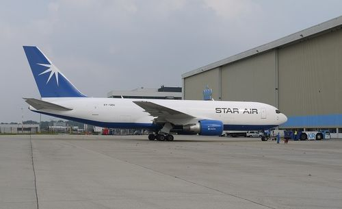 航空货运在现代物流中的战略地位