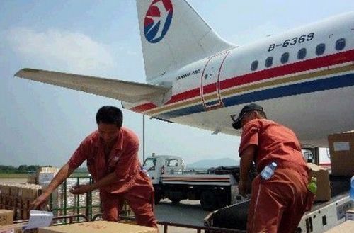 一、超重货物空运的界定标准