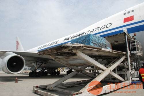一、成都机场空运基础设施的硬核实力