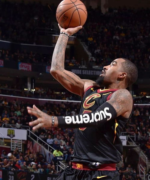 一、NBA赛事直播的渠道与平台选择