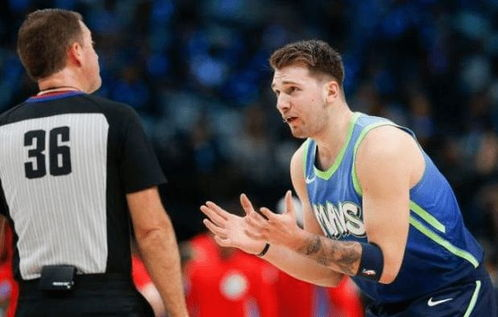 nba赛事高清完整回放中文解说,nba赛事视频回放