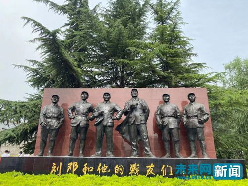 《粉雄救兵第一季》：五位天使如何用爱与时尚改变人生？