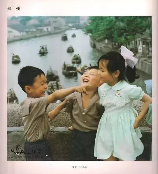 《七个毕业生1985》：青春迷茫与成长的永恒经典