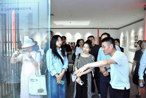 《德云社郭德纲于谦相声专场西安站2024：笑声与掌声的盛宴》