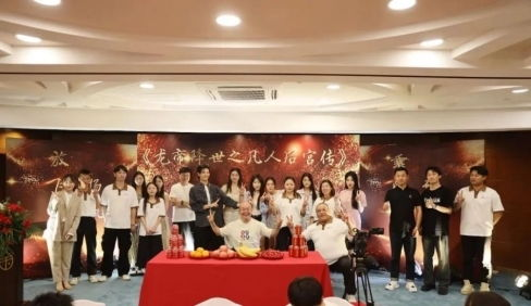 《双面宠妃短剧》：宫廷权谋与爱情纠葛的极致碰撞