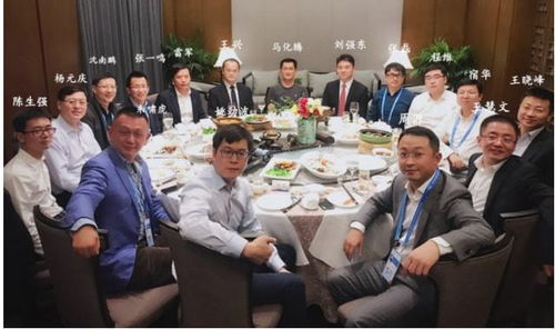 《明星蹭饭被拒我全家遭受网暴》：一场真人秀背后的社会撕裂与人性拷问