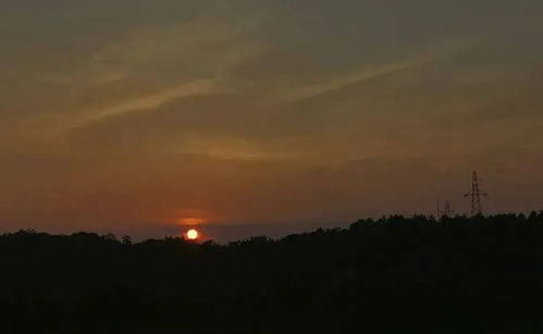 当夕阳红遇上彩虹旗