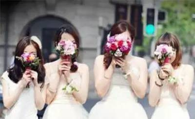 《伴娘的秘密》：婚礼背后的暗涌与救赎