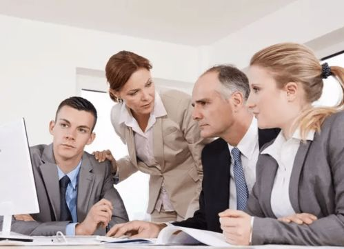 当职场新人遇上霸道总裁,试用期还能无限延长?