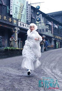 《今夜在浪漫剧场》：当黑白电影撞上彩色人生
