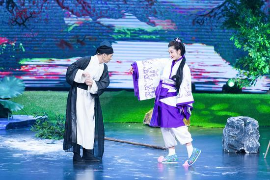 《苏公公寻香记》：一部笑中带泪的宫廷喜剧，