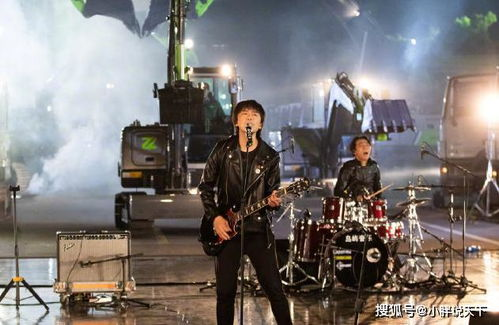 《红毯先生》预告片曝光：宁浩+刘德华的黑色幽