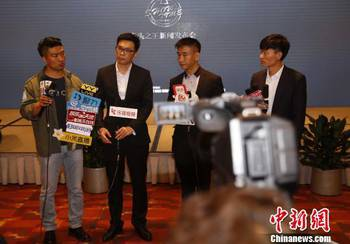 《刘在街头第四季》：刘在石如何再次用街头访