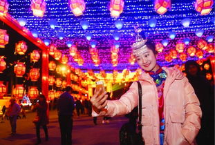 《中央广播电视总台元宵晚会》：传统与现代的