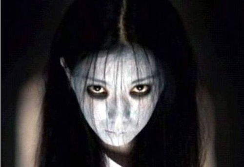 《黑化游戏》：当虚拟与现实界限模糊，谁才是