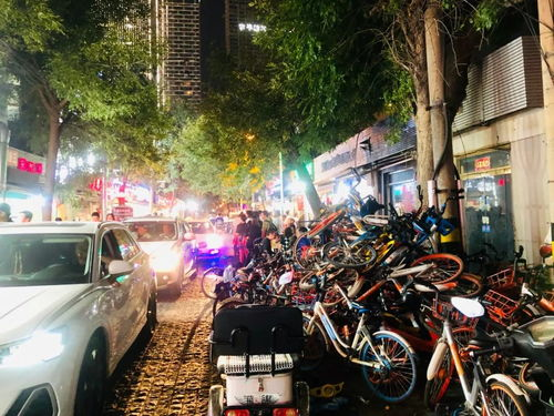 《我们这一摊》：夜市人生里的酸甜苦辣，你尝