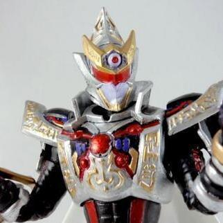《铠甲勇士捕将》：童年英雄梦的终极进化？