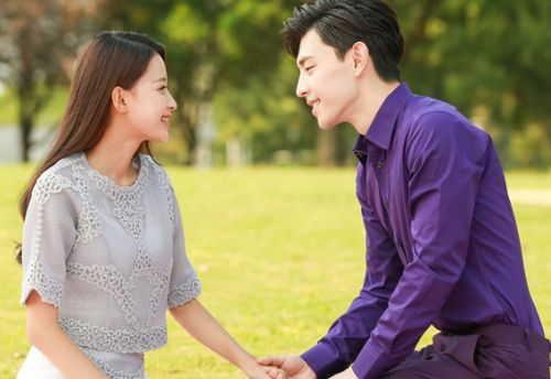 《开局当保安：全能弃少》——从底层逆袭的热