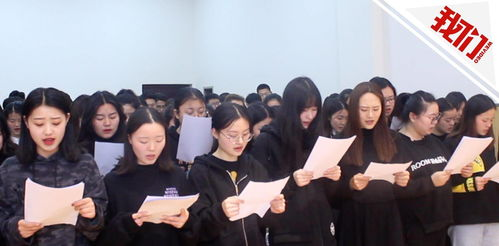 《巧识少年情深种》：青春与成长的甜蜜碰撞