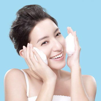 时光沉淀的美好：中年女性的护肤革命