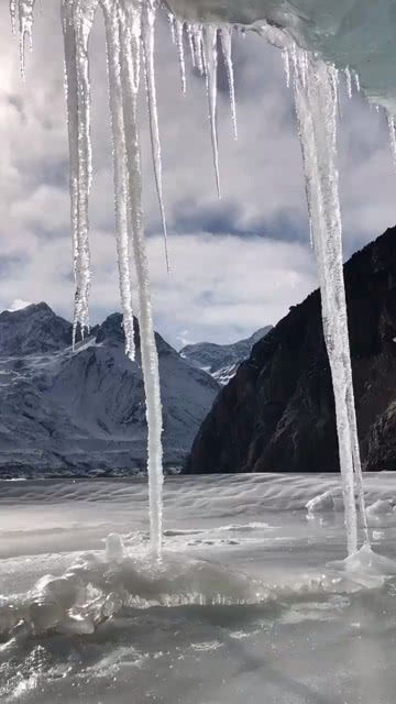 吃雪白的大扔子视频,吃雪白的大扔子视频在线