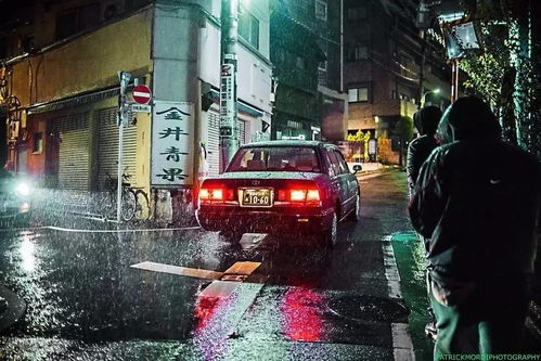 【东京雨夜里的温情密码】