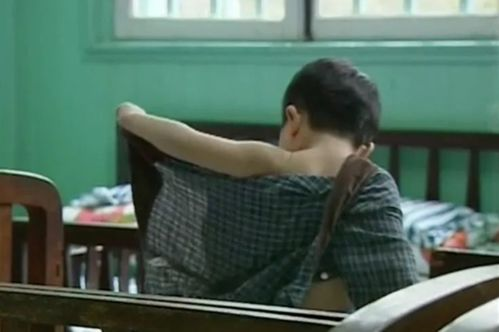 《萌宝出生第一年》：新手爸妈的崩溃与治愈实录？