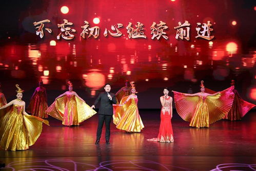 《茶馆2010》：老舍经典重现，小人物的悲欢离合为何依然打动人