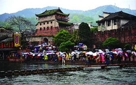 湖南凤凰古城天气,旅游出行指南-季节性天气解析